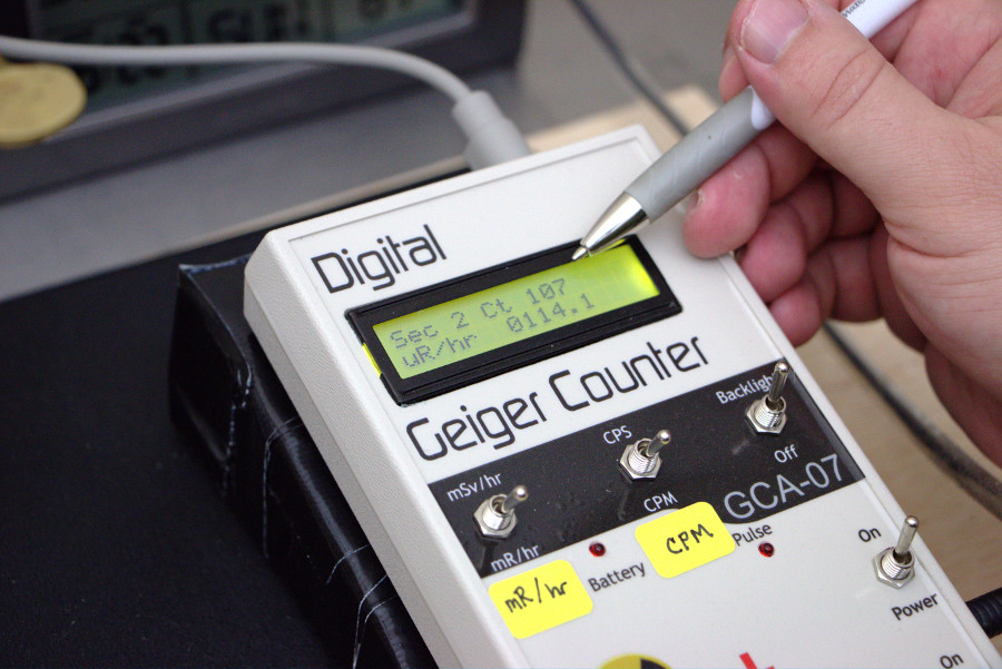 Check Standard Measurement Obtained: Here we see our reading (114 uR/hr) is within the expected specification range (66 uR/hr - 120 uR/hr). The sensitivity of our equipment is now verified and we can begin to test our ingredients. Close